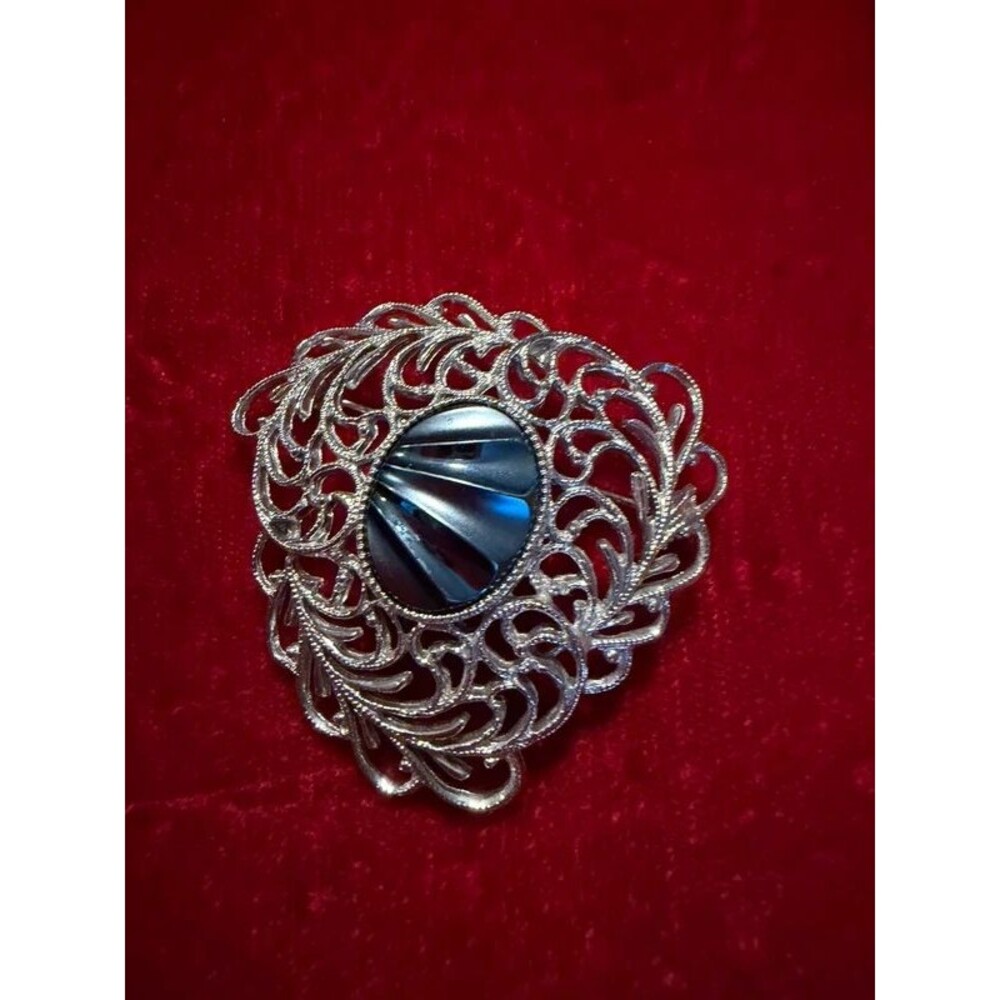 Vintage 1962 Sarah Coventry "Royal Plumage" Silver Filigree Brooch Pin
